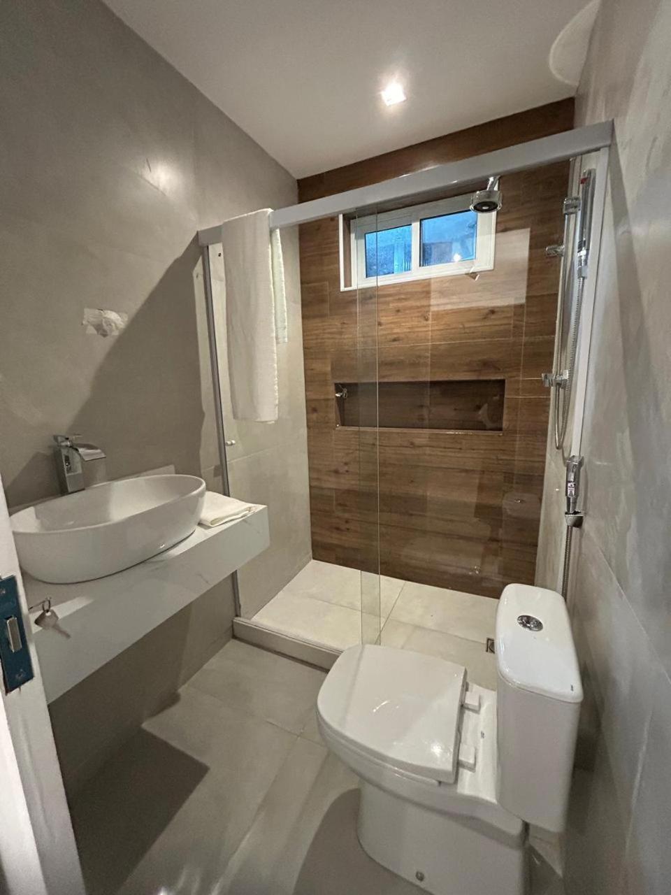 Apartamento Flat De 2 Quartos Na De Copacabana *